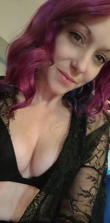 Savannah Marie, 28 Caucasian female escort, Providence