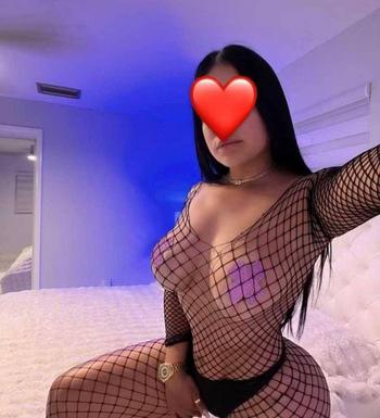 617-676-7766, 26  female escort, Providence