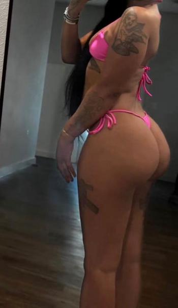 401-600-5636, 24  female escort, Providence