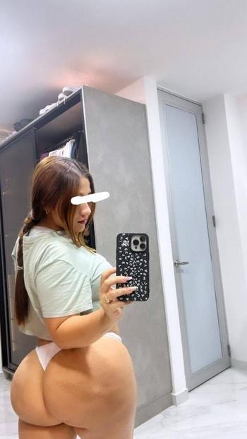 857-351-5005, 27  female escort, Providence