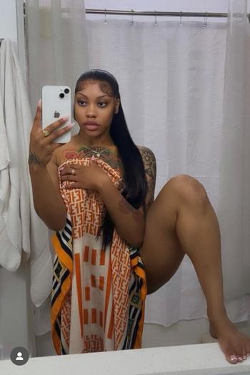 Chyna , 28  female escort, Providence